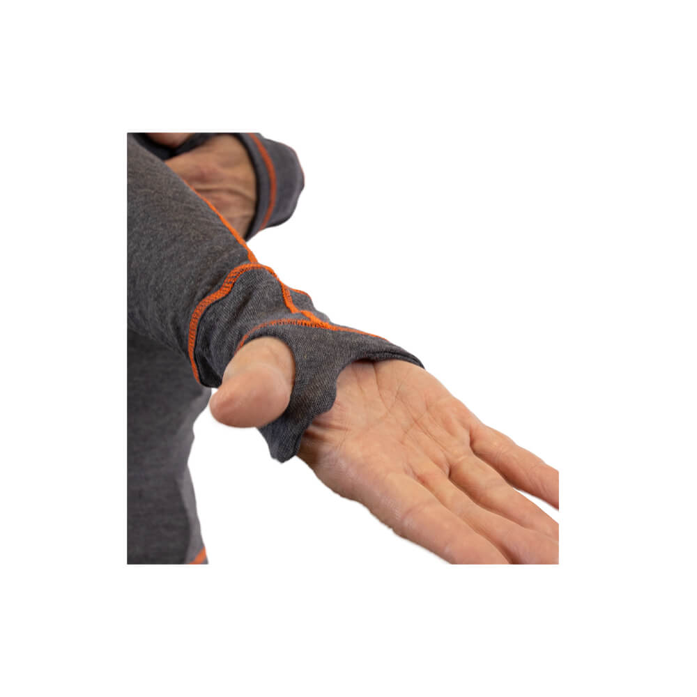 Zoom sur le passe-pouce du SVI Jaguar Body